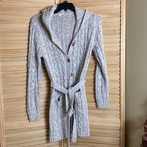 Carolyn Taylor Women's Crochet Long Cardian w/Belt Hood Long Sleeves Size Large